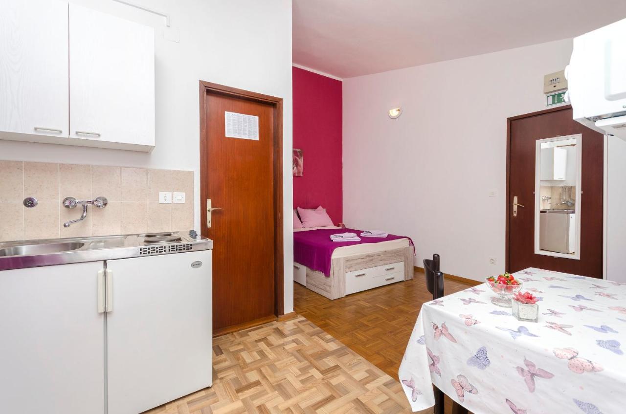 Apartments And Room Take It Easy Трибунь Екстер'єр фото